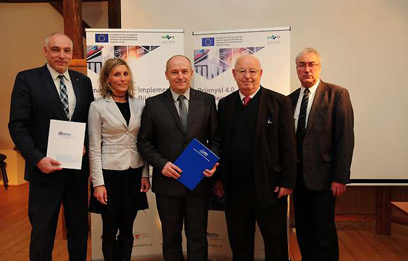 Mit einer Eröffnungskonferenz im tschechischen Sokolov begann die gemeinsame Projektarbeit. Foto: Bianca F. Kother / DPFA